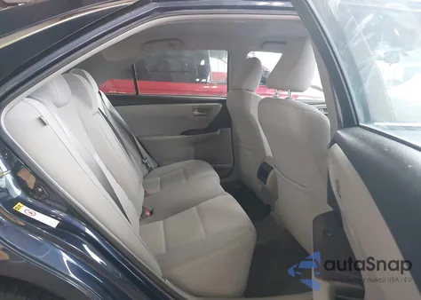 2016 Toyota Camry Le z USA, uszkodzony, nr VIN 4T1BF1FK5GU524491